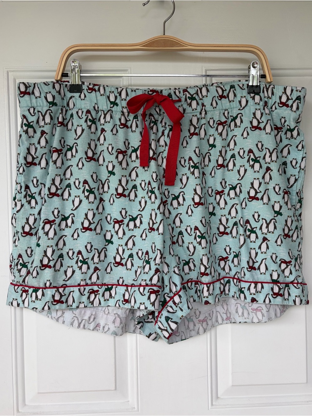 •Lands' End• Penguin Print Pajama/Lounge Shorts - Size 1X